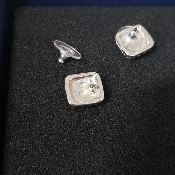 Authentic Swarovski Studs EUC